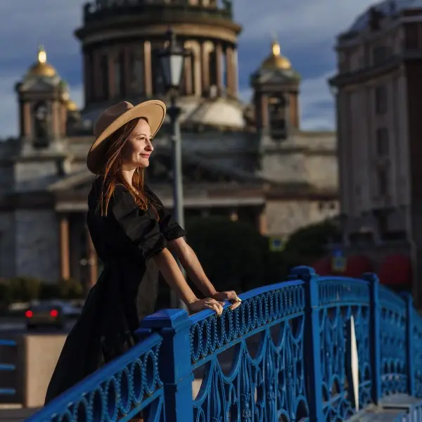 גלה את הקסם של סנט פטרסבורג – בירת התרבות של רוסיה!