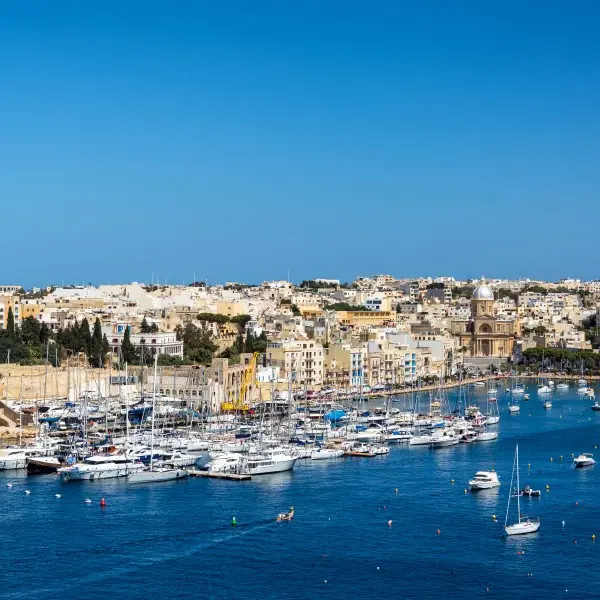 גלו את ולטה: הפנינה הקסומה של הים התיכון