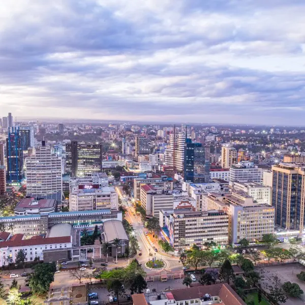 גלה את הספארי הקסום של אפריקה – ניירובי מחכה לכם!