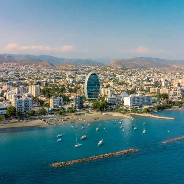 לימסול מחכה לכם - גלו את הקסם של קפריסין!